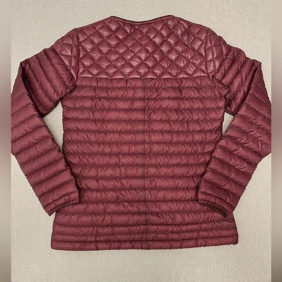 NWOT $249 Patagonia Women’s AlpLight Down Pullover, Dark Ruby - XS - Picture 4 of 7